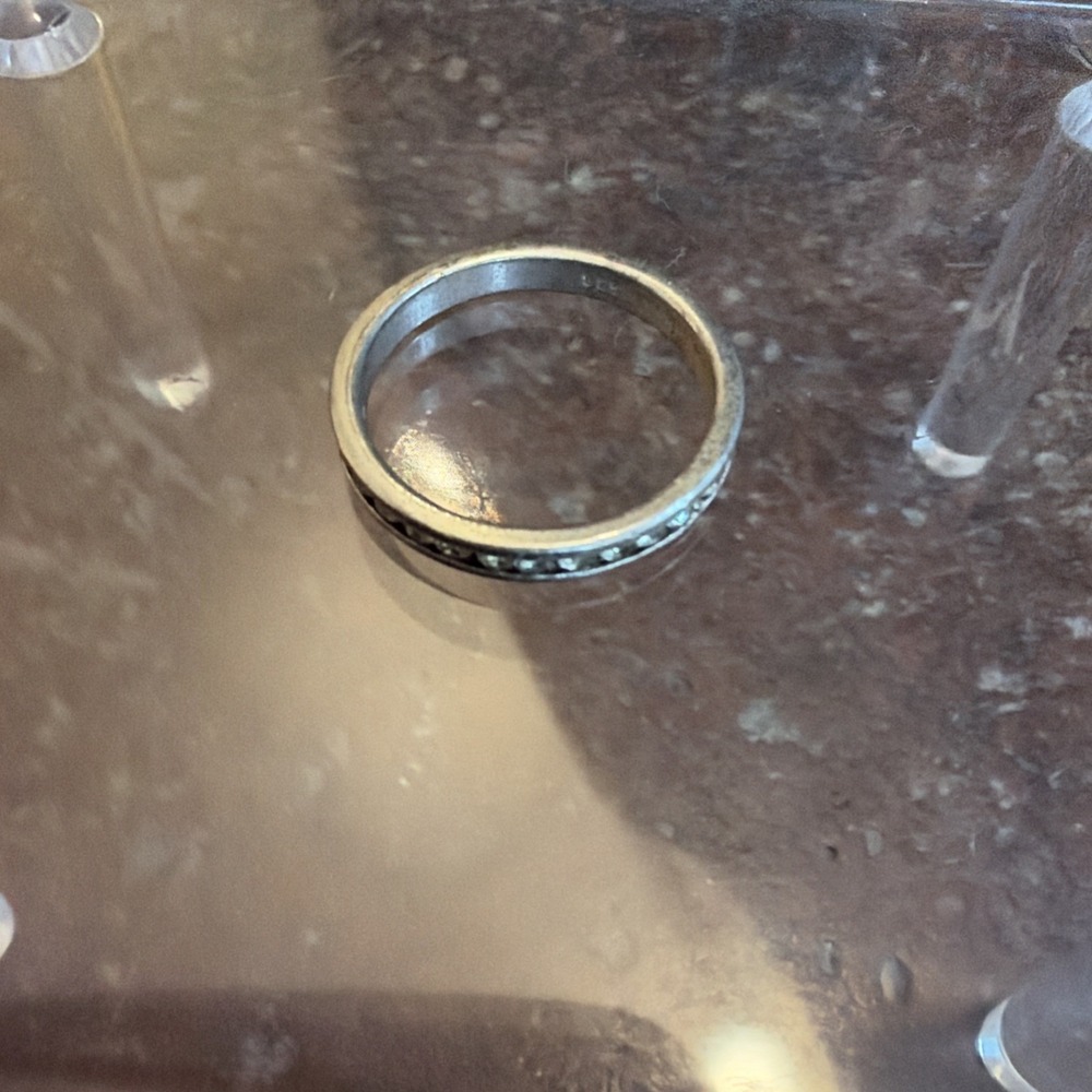 925 Sterling Silver  Band Ring With Diamond Rhinestones